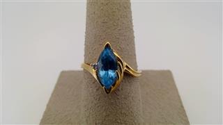 Blue Topaz Lady's Stone Ring 10K Yellow Gold 1.82g Size:6